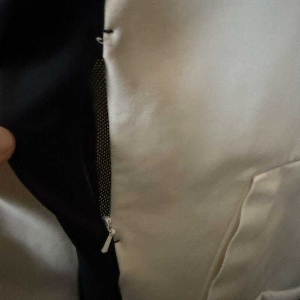 Nike jacket - Picture 2 of 4